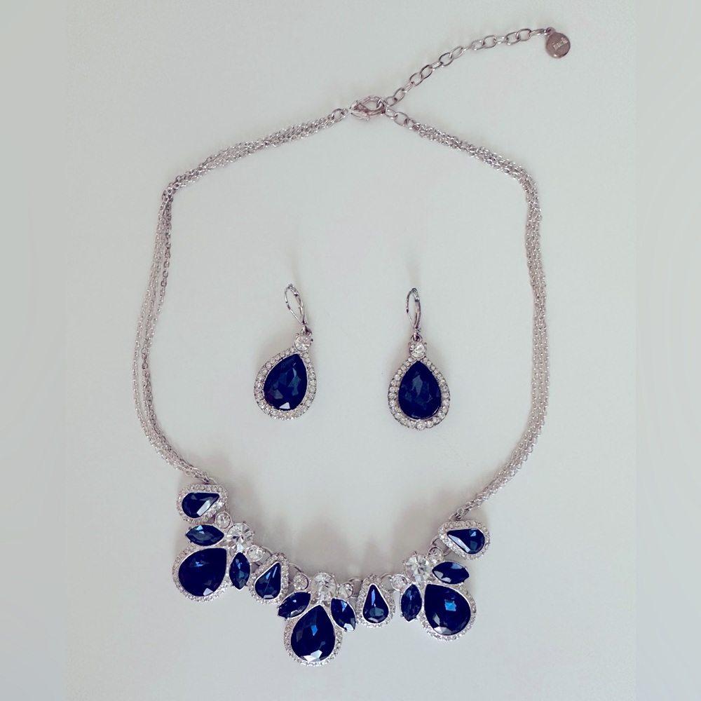 Elegant Silver and Blue Necklace and Earring Set